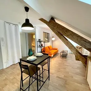 appartement-cosy-hyper-centre-wifi.midi-pyreneeshotels.com/